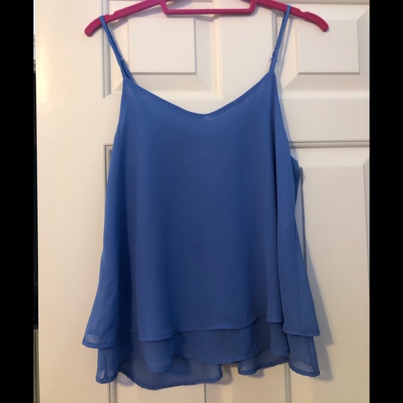 Adorable periwinkle tank - Picture 1 of 2